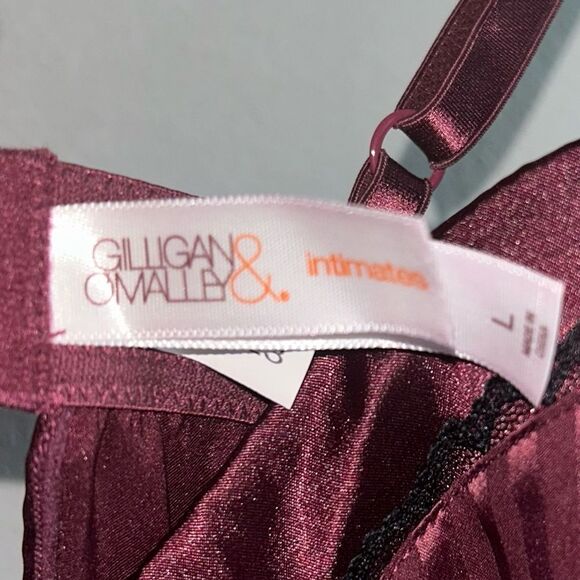 Gillian & O’Malley Burgundy Silky Soft Intimate Chemise - Picture 6 of 6
